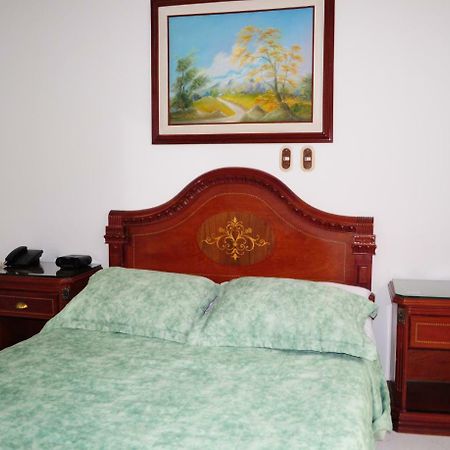 Hotel Quinta Avenida Cúcuta Buitenkant foto