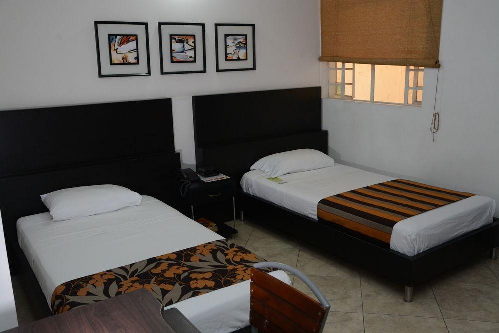 Hotel Quinta Avenida Cúcuta Buitenkant foto